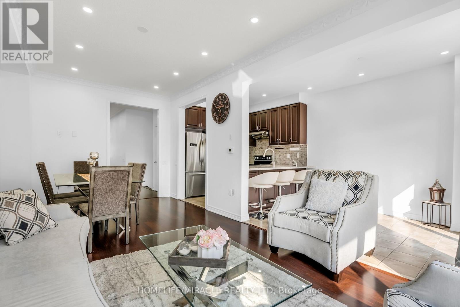 14 Falling Leaf Drive, Caledon, Ontario  L4G 6K6 - Photo 16 - W12195532