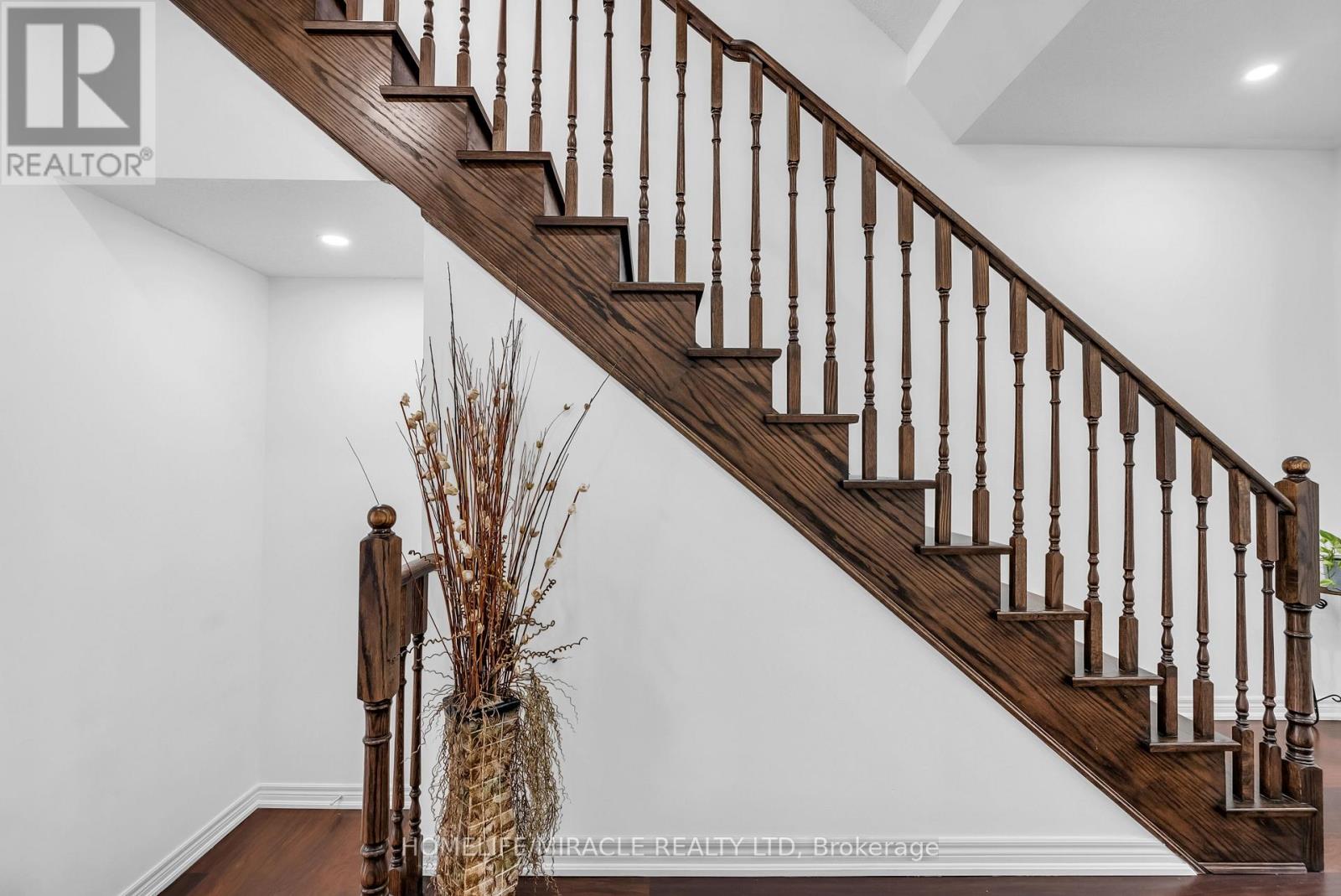14 Falling Leaf Drive, Caledon, Ontario  L4G 6K6 - Photo 25 - W12195532