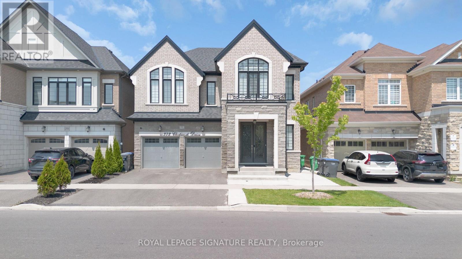 372 Clockwork Drive, Brampton, Ontario  L7A 5C3 - Photo 1 - W12195536
