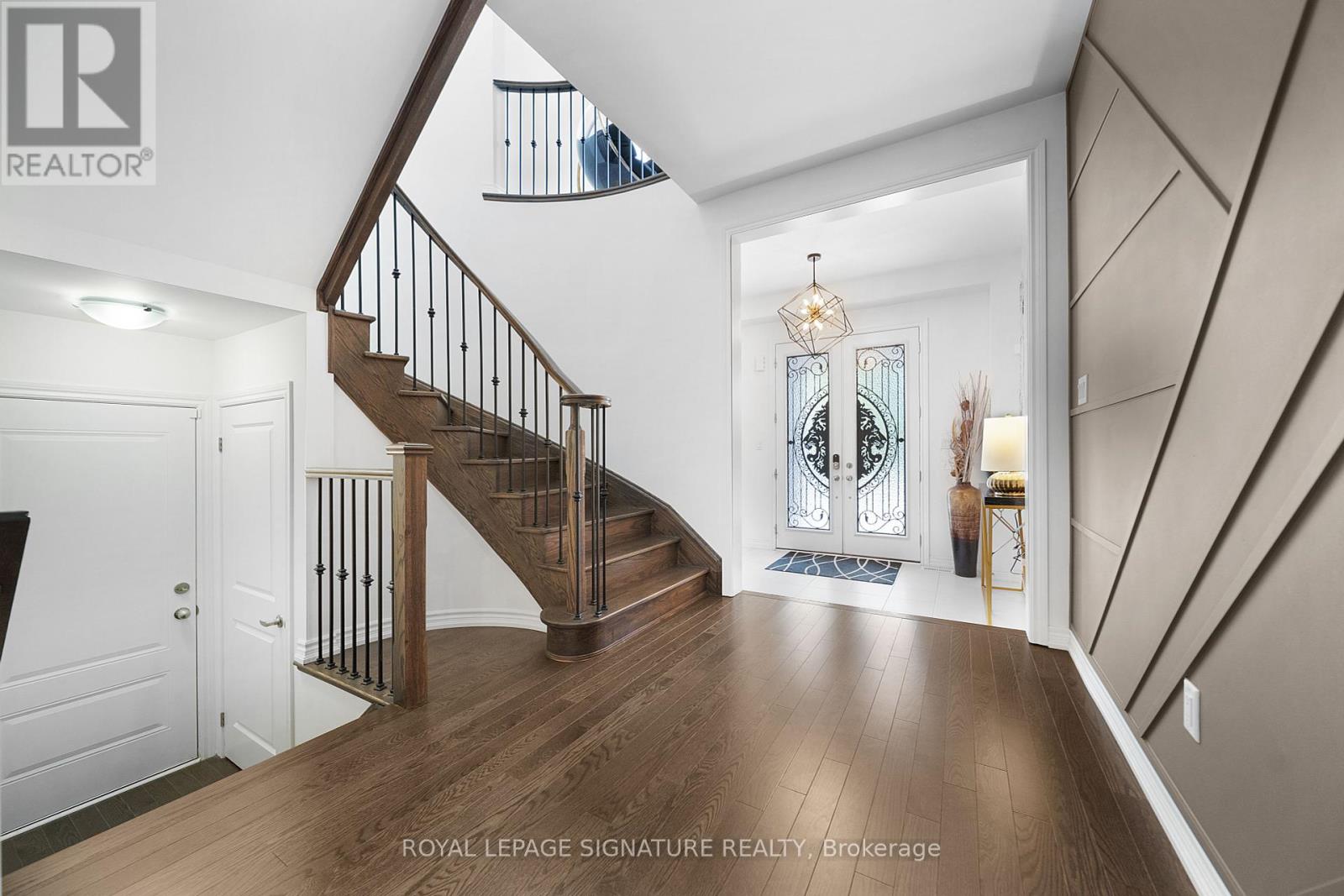 372 Clockwork Drive, Brampton (Northwest Brampton), Ontario  L7A 5C3 - Photo 5 - W12195536