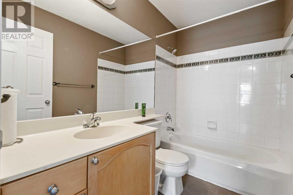 2304, 7171 Coach Hill Road Sw, Calgary, Alberta  T3H 3R7 - Photo 13 - A2217113