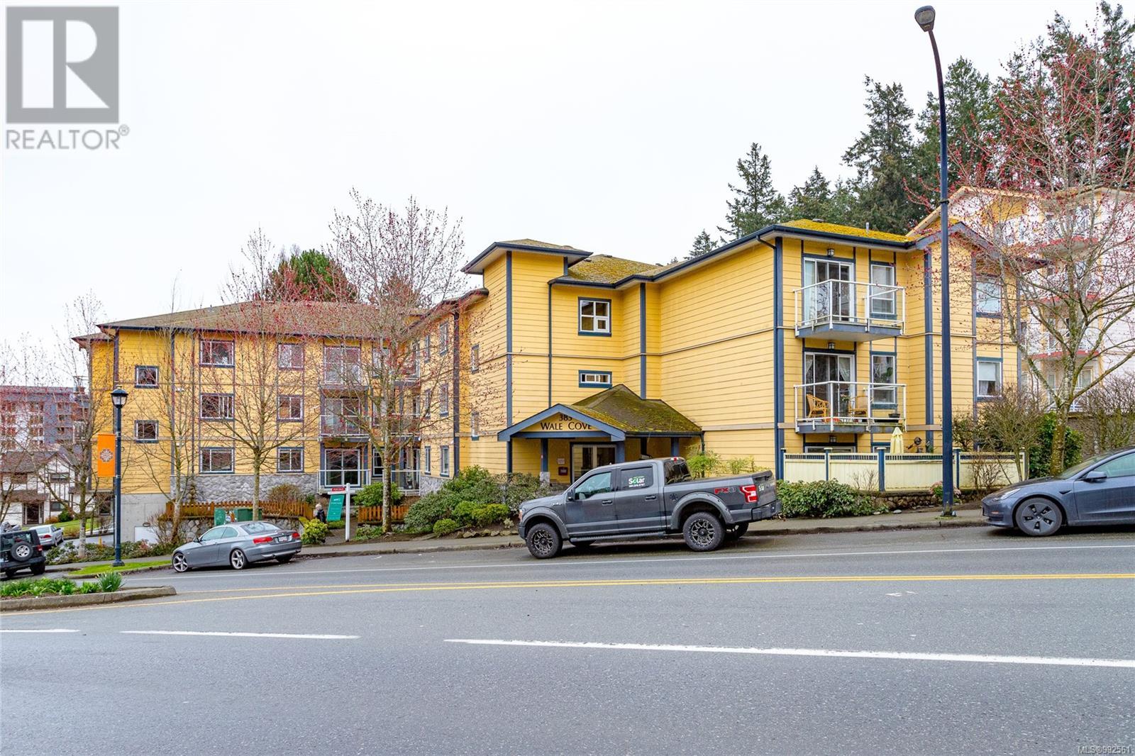 Property at 111 383 Wale Rd image 4