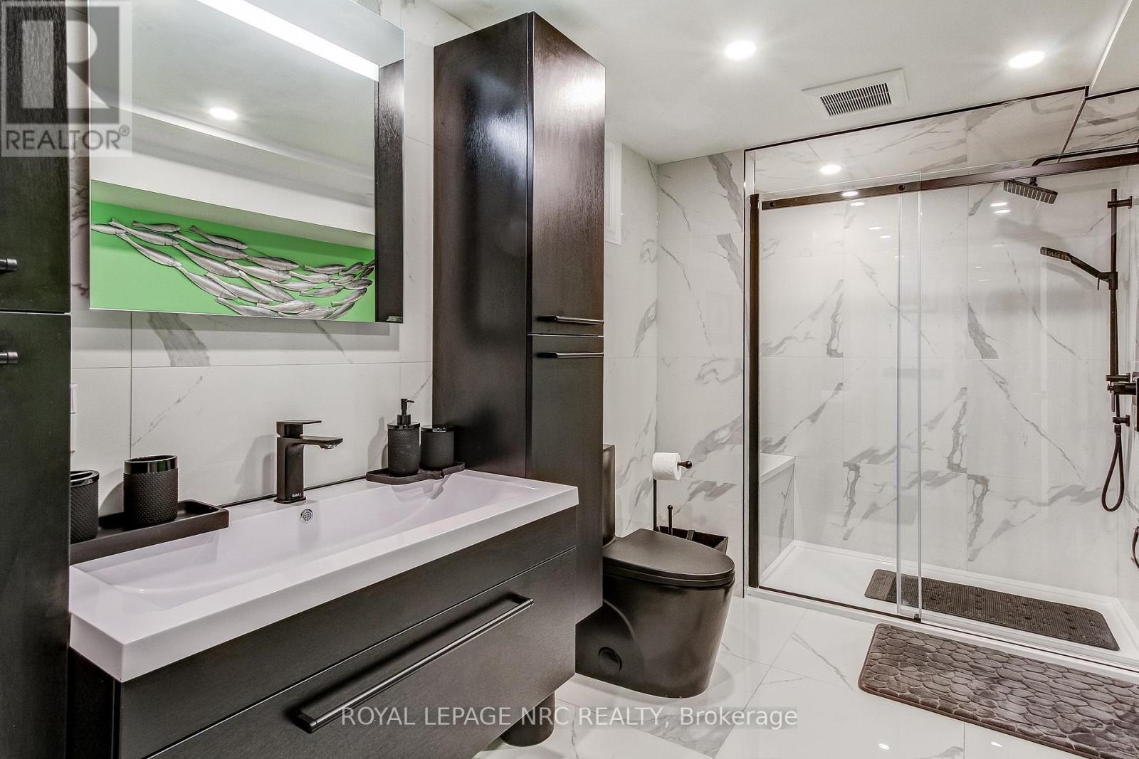 3 Lower Canada Drive, Niagara-On-The-Lake, Ontario  L0S 1J0 - Photo 31 - X12195590