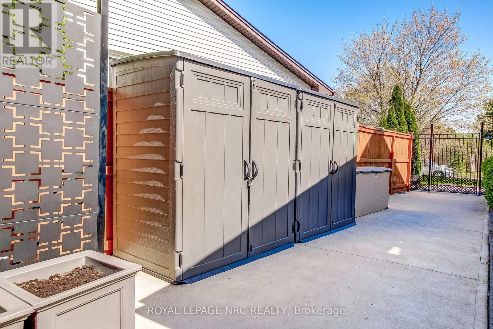 3 Lower Canada Drive, Niagara-On-The-Lake, Ontario  L0S 1J0 - Photo 40 - X12195590