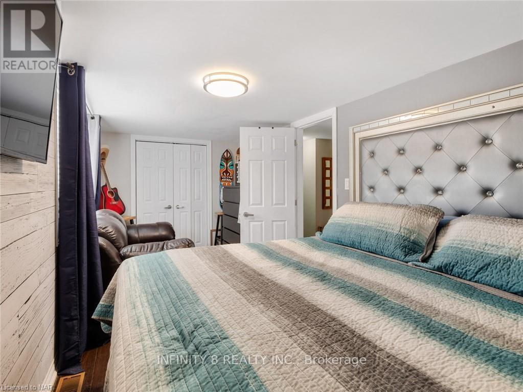 257 Ridge Road S, Fort Erie, Ontario  L0S 1B0 - Photo 13 - X12195710