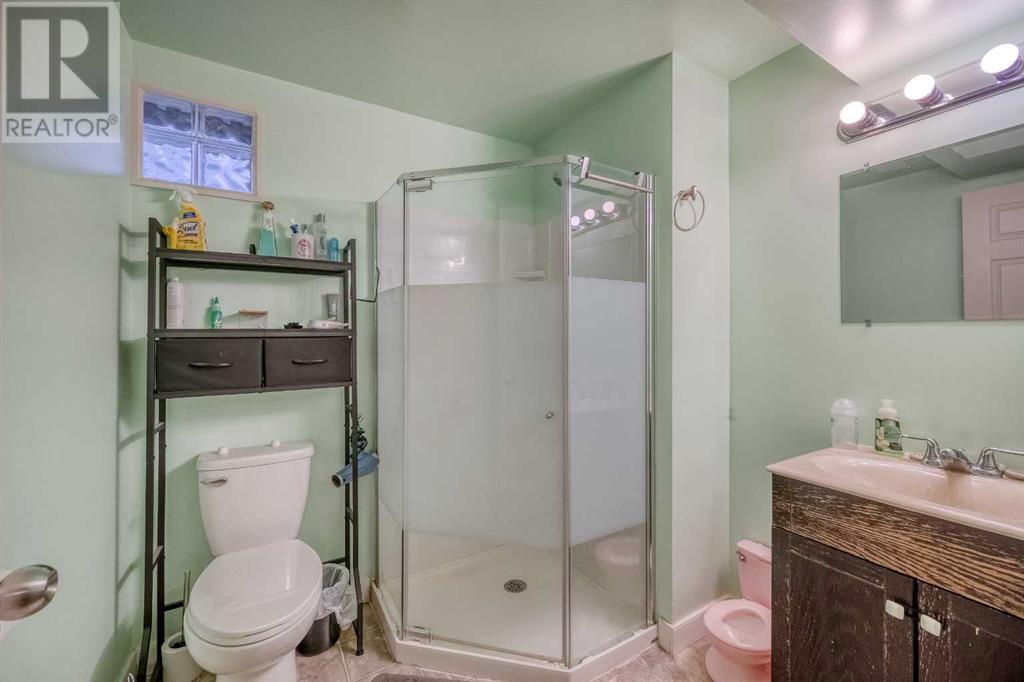 40 Edgeridge Way Nw, Calgary, Alberta  T3H 4H4 - Photo 25 - A2219731