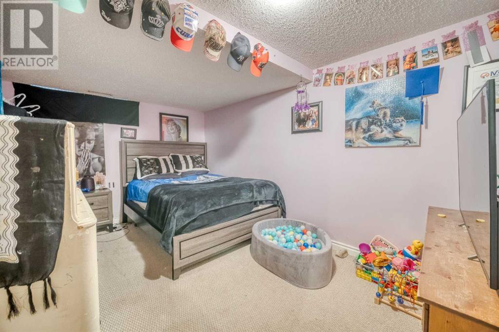 40 Edgeridge Way Nw, Calgary, Alberta  T3H 4H4 - Photo 23 - A2219731