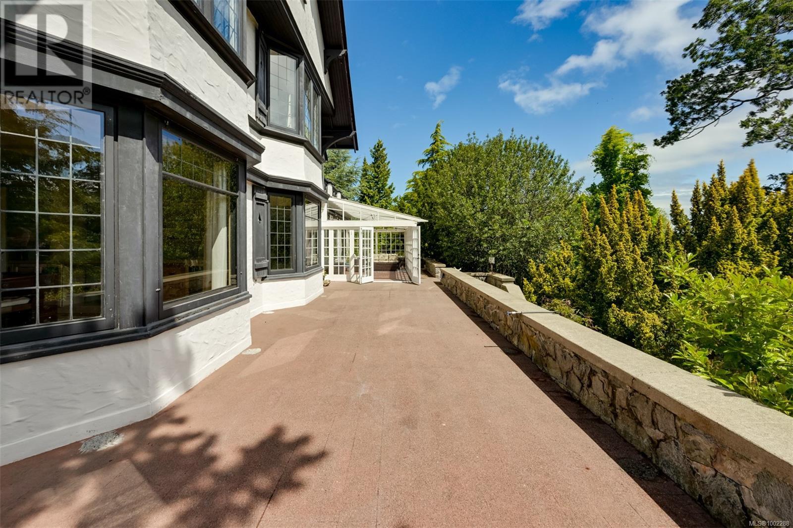 1630 York Pl, Oak Bay, British Columbia  V8R 5X2 - Photo 34 - 1002288