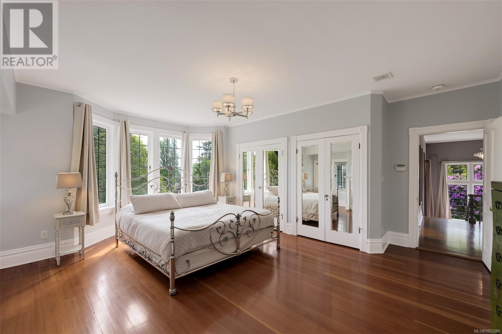 1630 York Pl, Oak Bay, British Columbia  V8R 5X2 - Photo 42 - 1002288