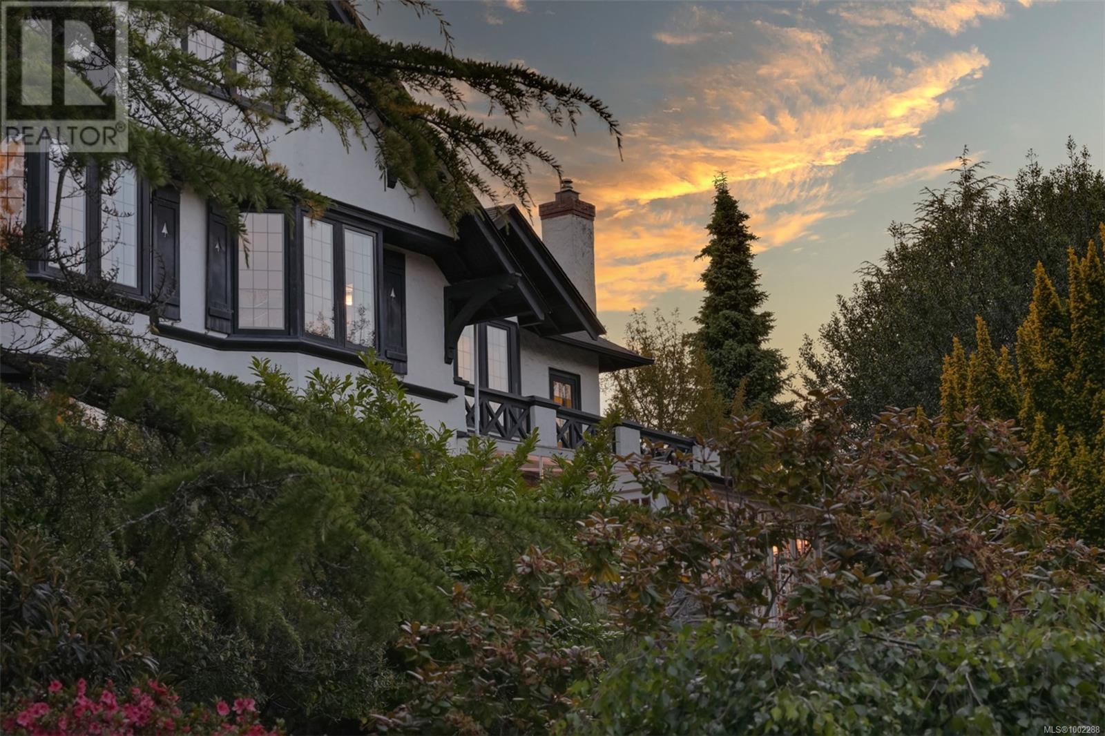1630 York Pl, Oak Bay, British Columbia  V8R 5X2 - Photo 95 - 1002288