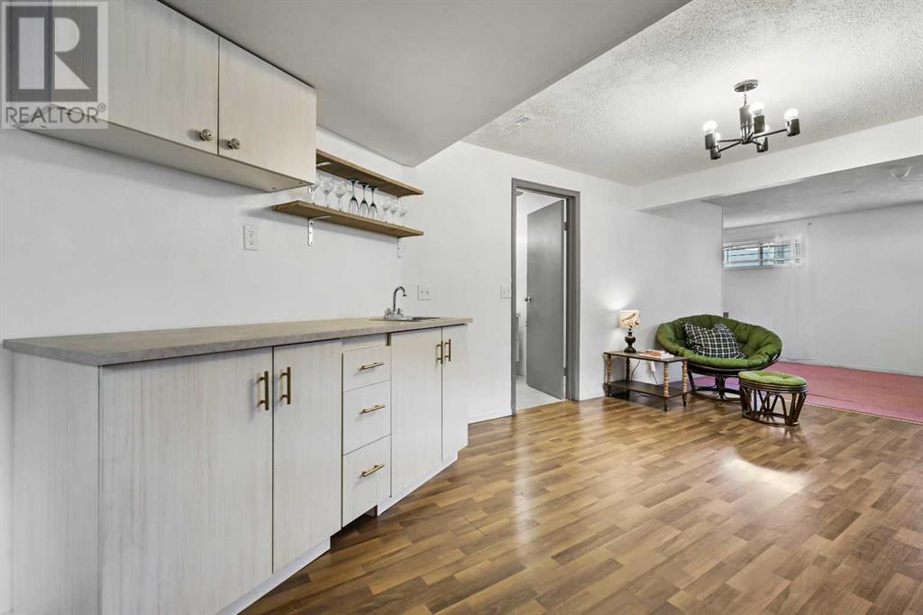 680 Macewan Drive Nw, Calgary, Alberta  T3K 3J5 - Photo 27 - A2227404