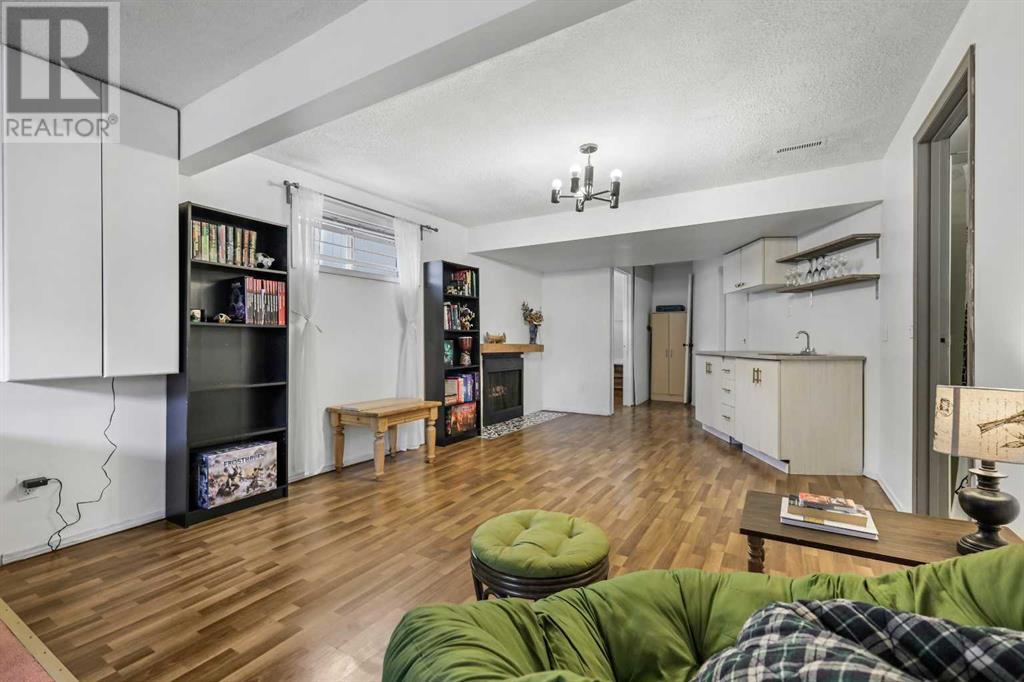 680 Macewan Drive Nw, Calgary, Alberta  T3K 3J5 - Photo 31 - A2227404