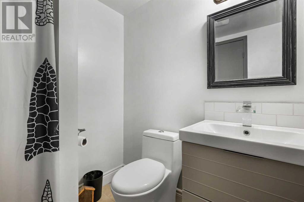 680 Macewan Drive Nw, Calgary, Alberta  T3K 3J5 - Photo 33 - A2227404