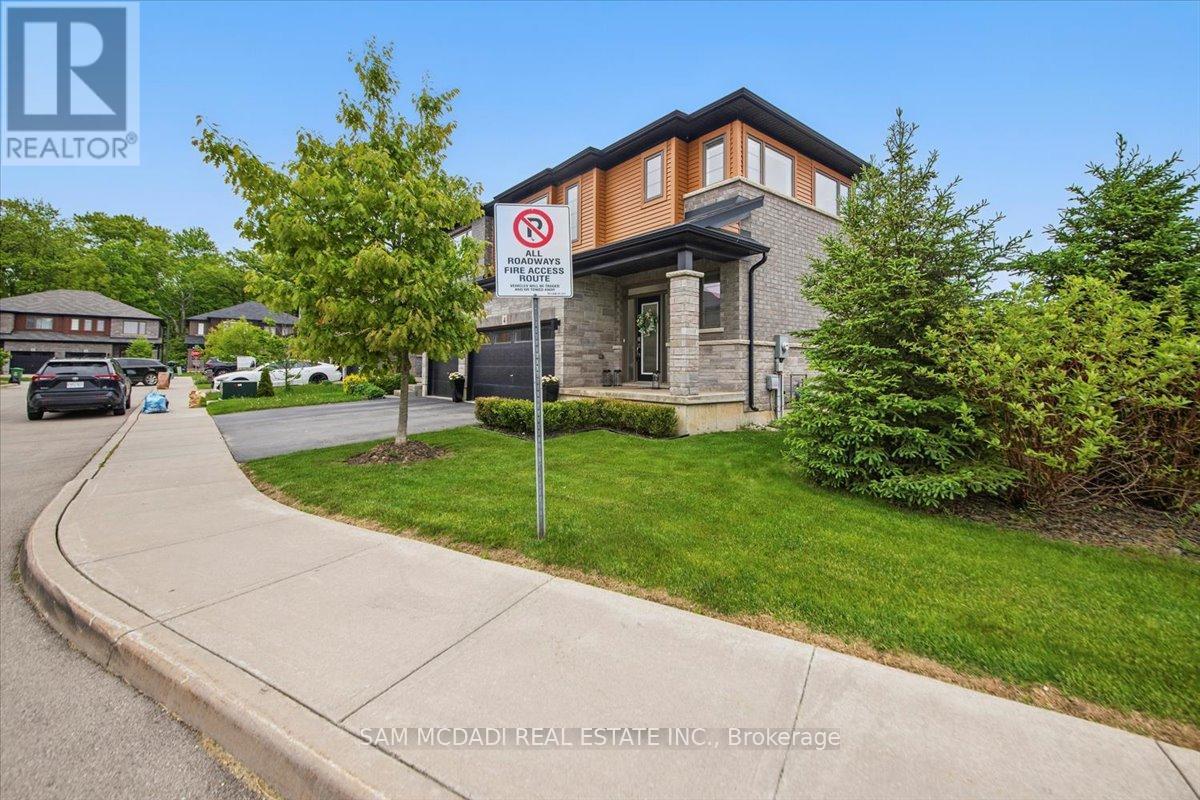 4 Rouley Lane, Hamilton, Ontario  L9G 0G5 - Photo 2 - X12195336