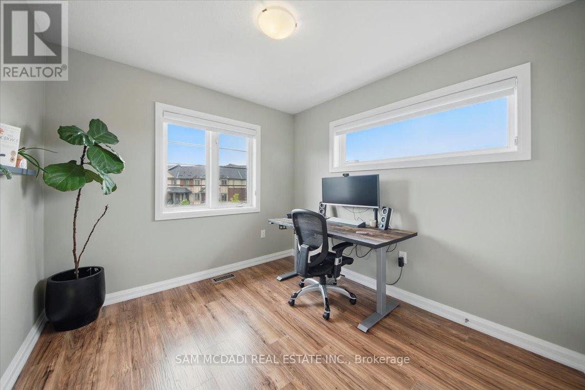 4 Rouley Lane, Hamilton, Ontario  L9G 0G5 - Photo 26 - X12195336