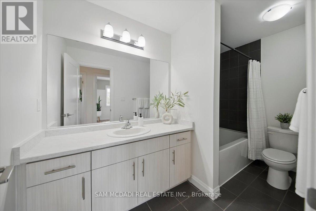 4 Rouley Lane, Hamilton, Ontario  L9G 0G5 - Photo 29 - X12195336