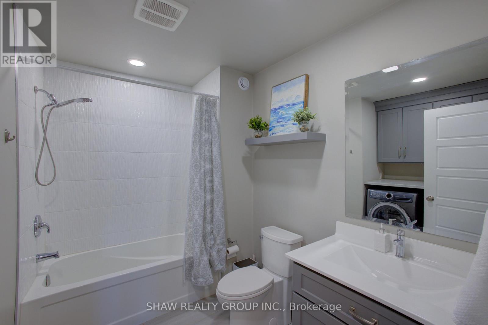 37 Lorne Street W, Minto, Ontario  N0G 1Z0 - Photo 23 - X12195361