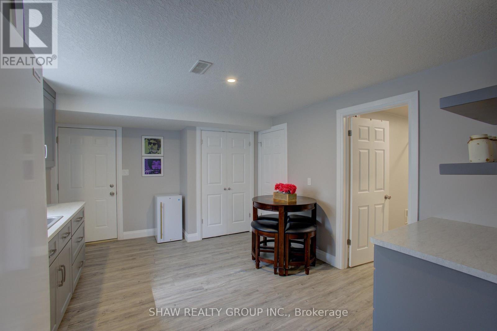37 Lorne Street W, Minto, Ontario  N0G 1Z0 - Photo 32 - X12195361