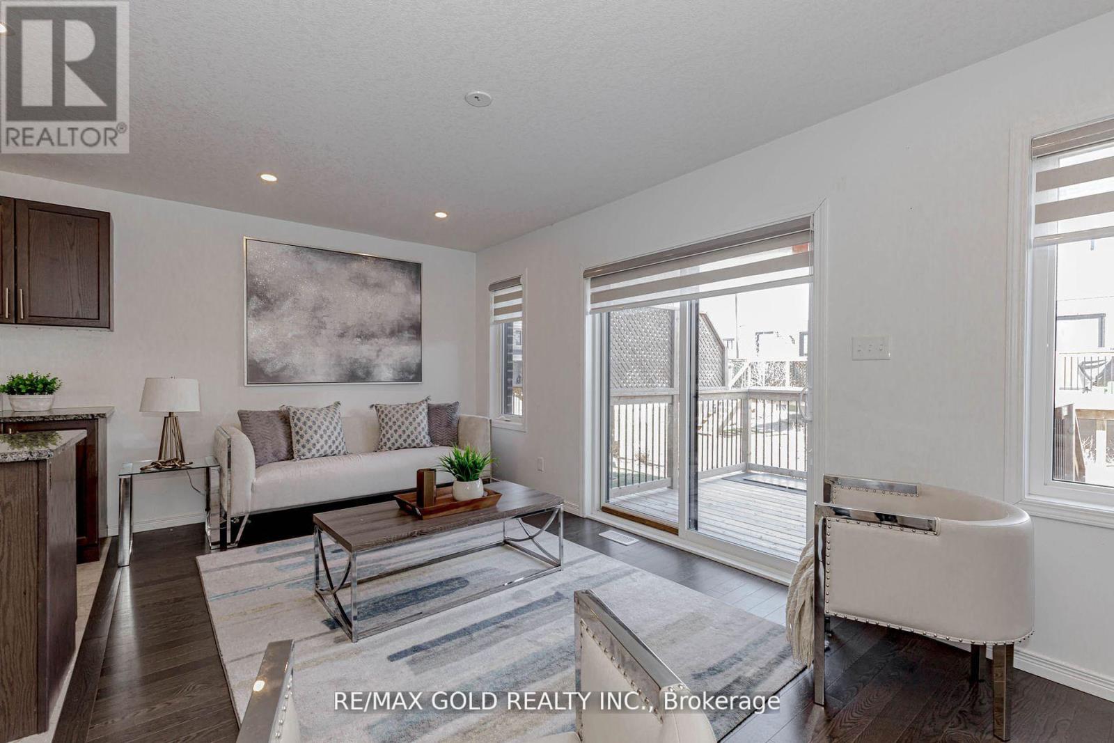 508 Woodlea Court, Kitchener, Ontario  N2R 0P8 - Photo 18 - X12195381