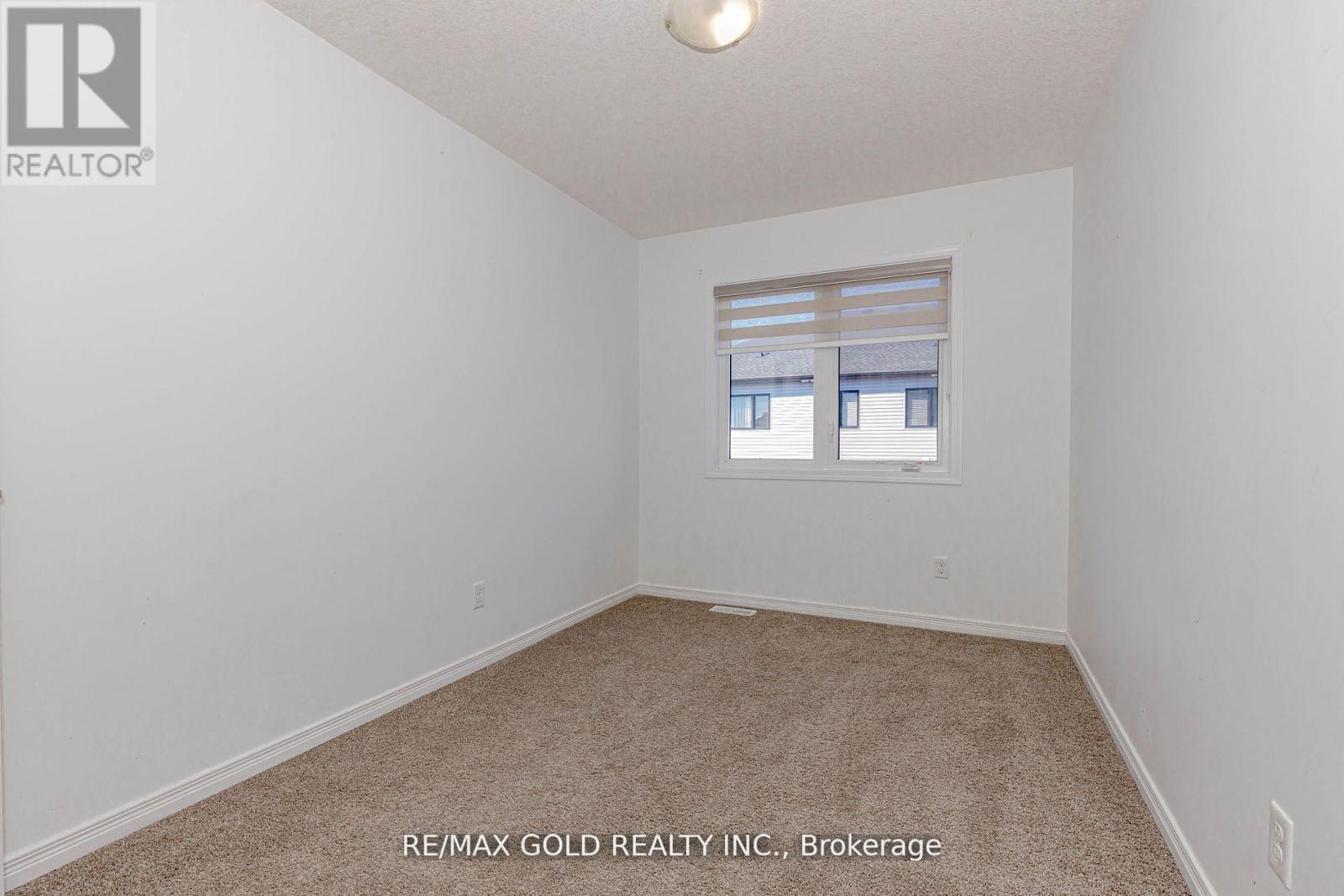 508 Woodlea Court, Kitchener, Ontario  N2R 0P8 - Photo 36 - X12195381