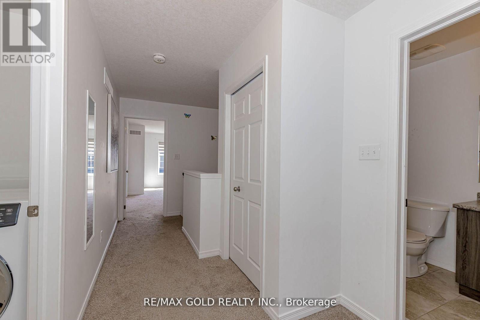 508 Woodlea Court, Kitchener, Ontario  N2R 0P8 - Photo 38 - X12195381