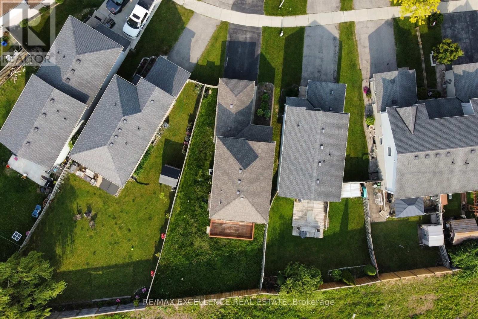 39 Phair Crescent, London South, Ontario  N5Z 5B5 - Photo 28 - X12195386