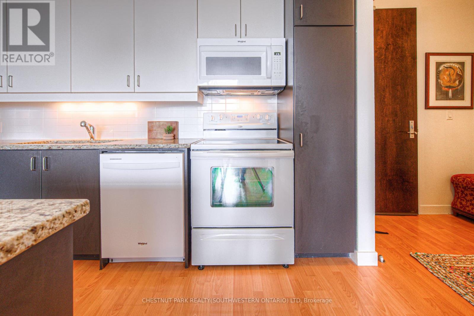 908 - 191 King Street S, Waterloo, Ontario  N2J 1R1 - Photo 6 - X12195393