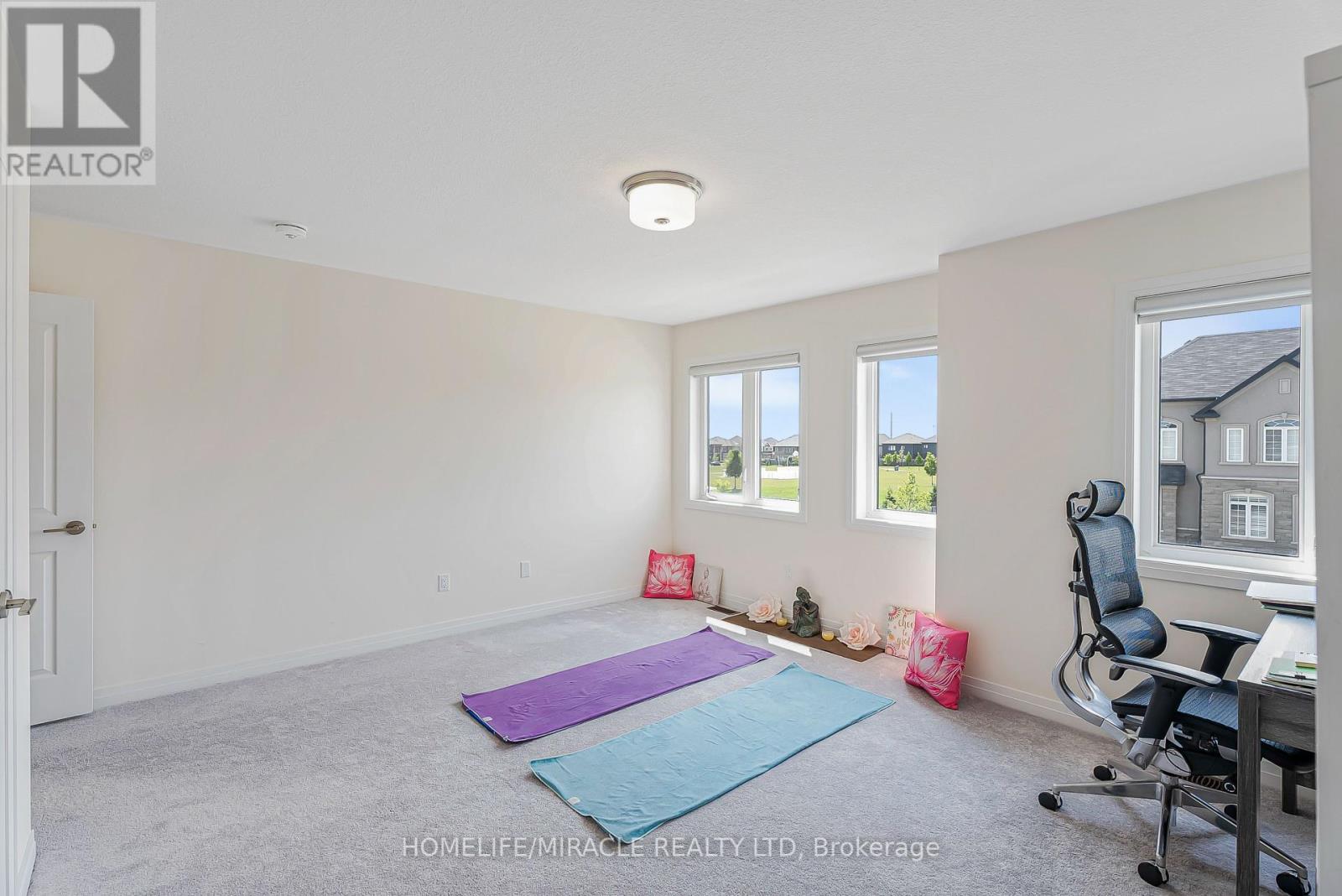 16 Scenic Ridge Gate, Brant, Ontario  N3L 0K4 - Photo 27 - X12195403