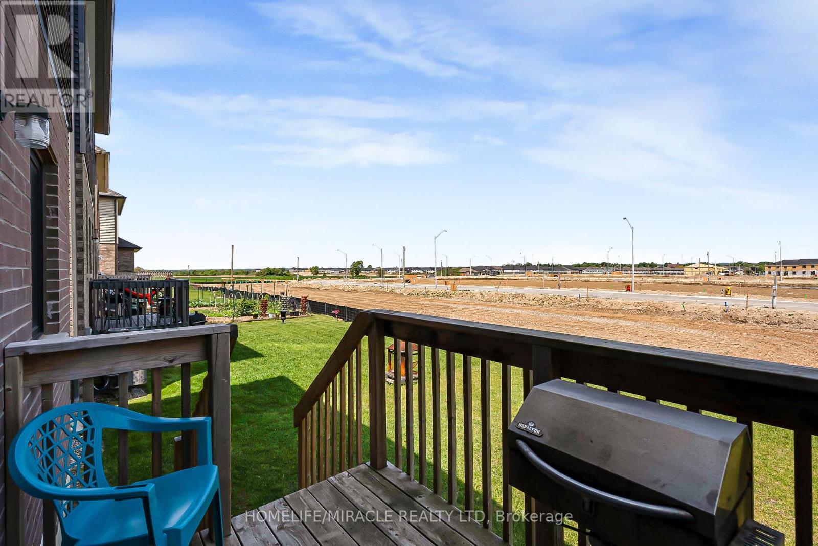 16 Scenic Ridge Gate, Brant, Ontario  N3L 0K4 - Photo 35 - X12195403