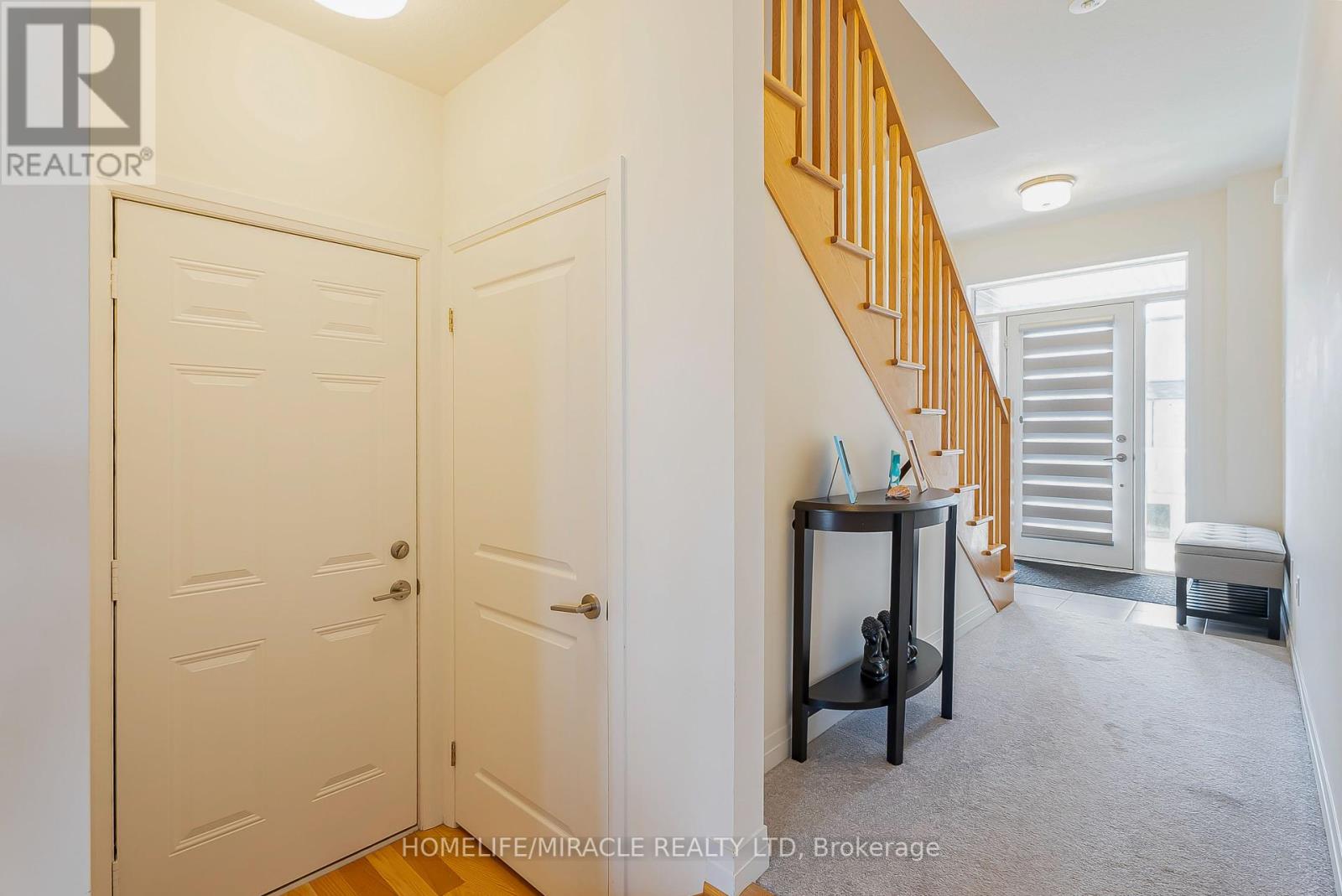 16 Scenic Ridge Gate, Brant, Ontario  N3L 0K4 - Photo 6 - X12195403