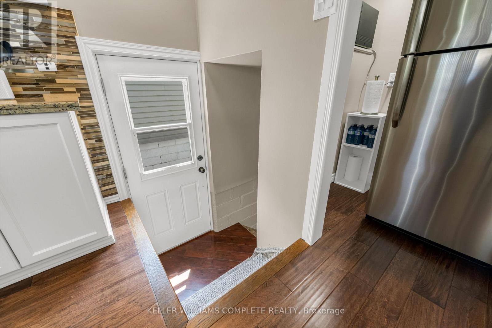 131 Albany Avenue, Hamilton, Ontario  L8H 2H7 - Photo 21 - X12195452