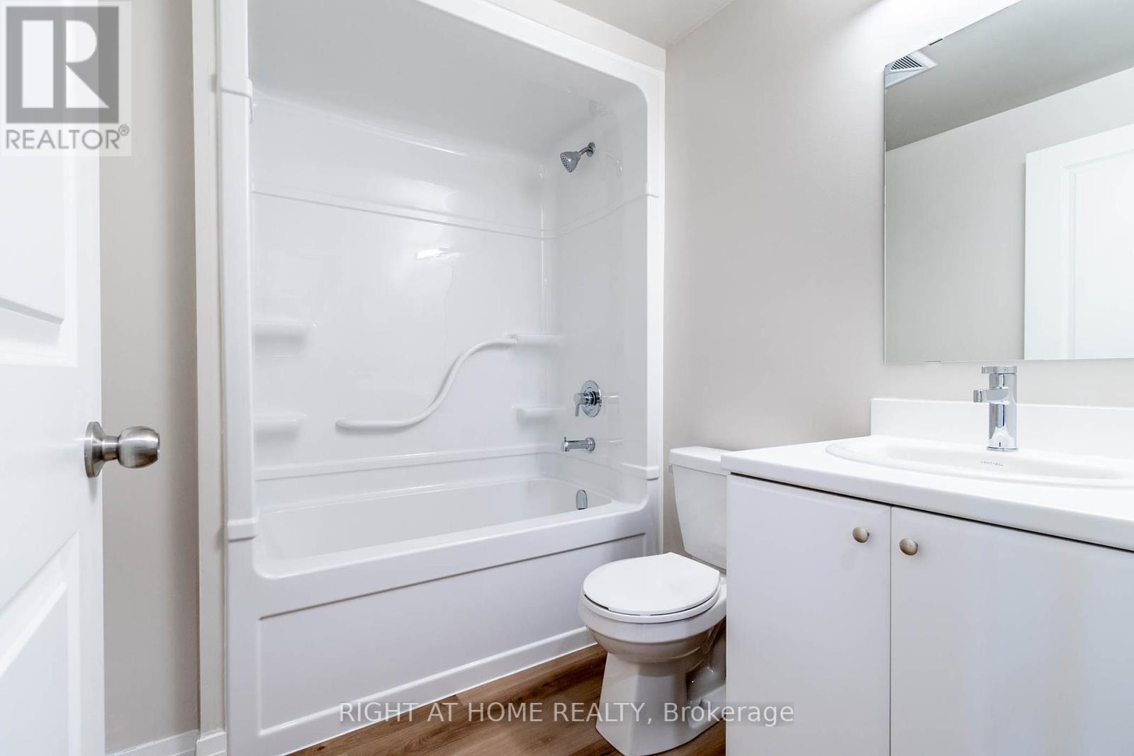 336 - 50 Herrick Avenue, St. Catharines, Ontario  L2P 0G3 - Photo 13 - X12195500
