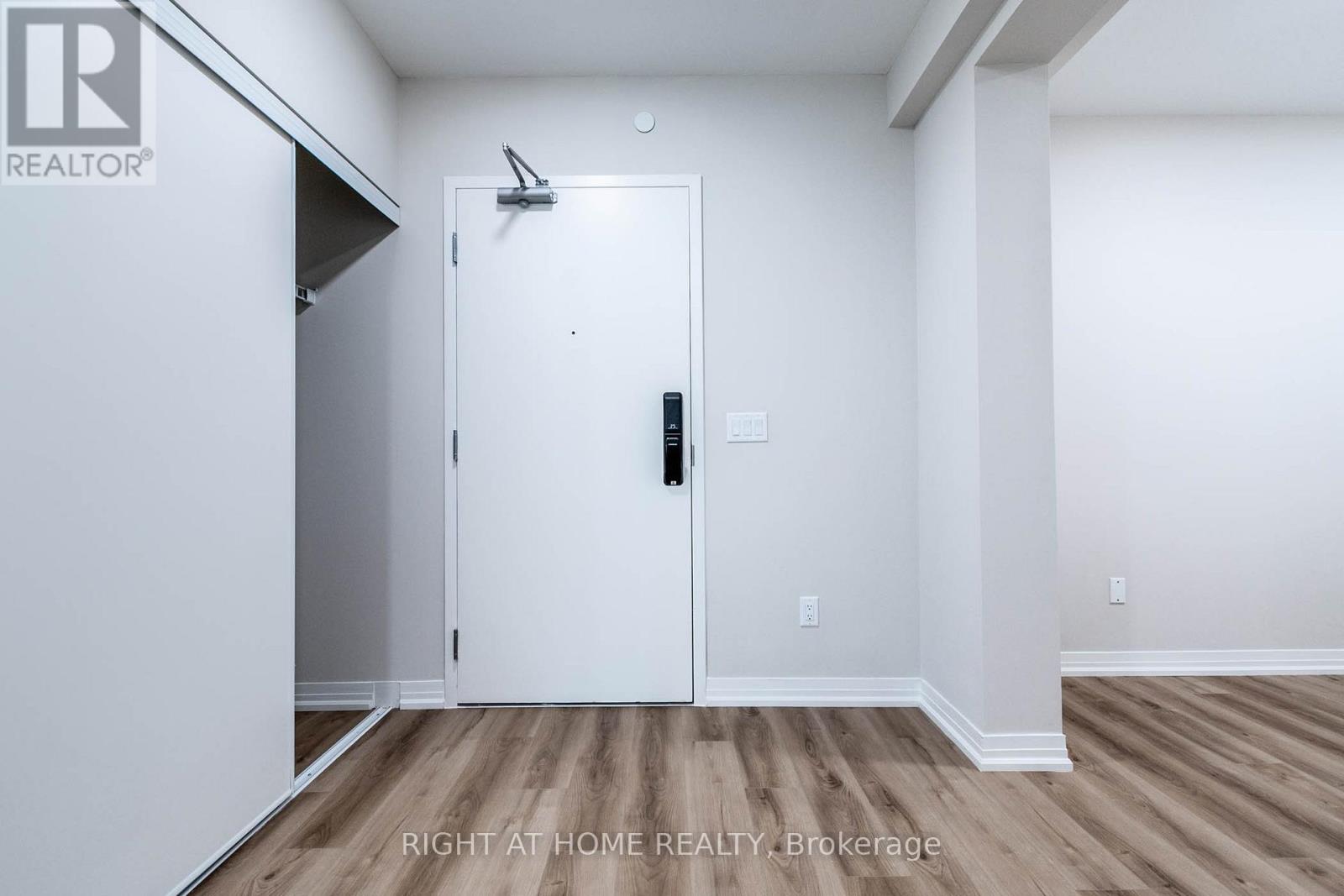336 - 50 Herrick Avenue, St. Catharines, Ontario  L2P 0G3 - Photo 2 - X12195500