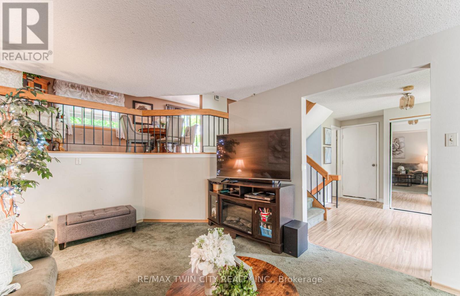 82 Roseneath Crescent, Kitchener, Ontario  N2E 1V9 - Photo 8 - X12195529