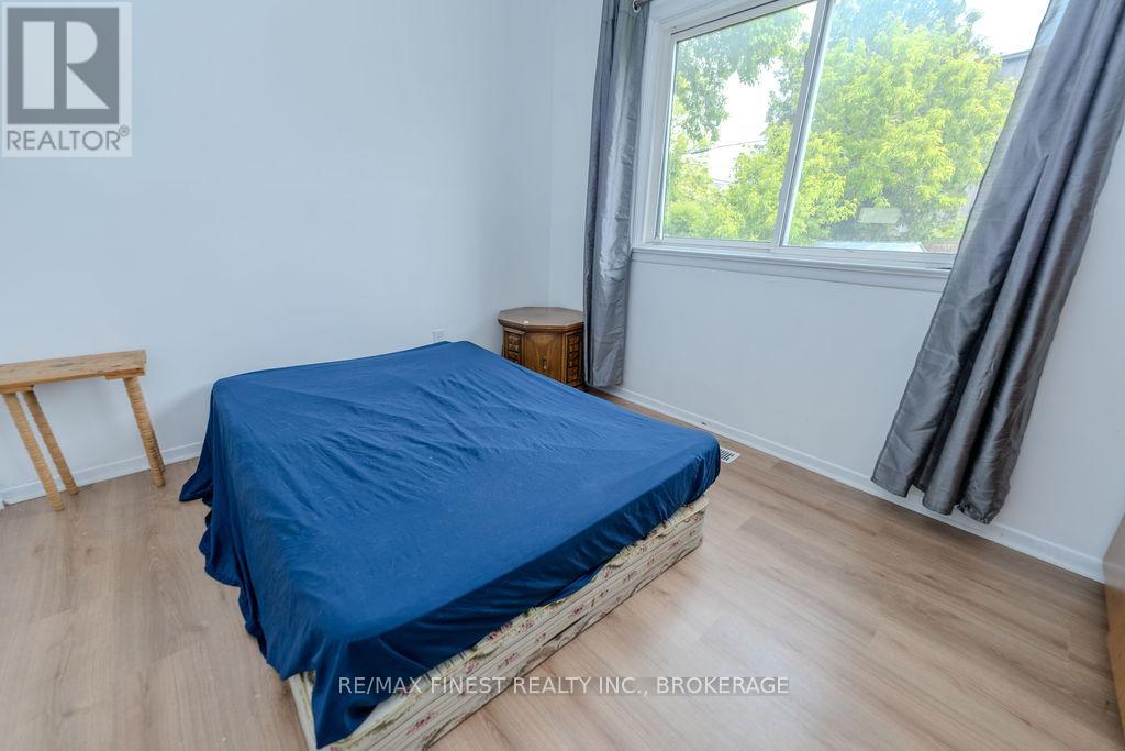 559 Macdonnell Street, Kingston (East Of Sir John A. Blvd), Ontario  K7K 4W9 - Photo 8 - X12195799