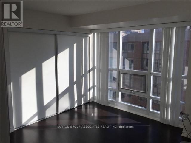 1809 - 761 Bay Street, Toronto (Bay Street Corridor), Ontario  M5G 2R2 - Photo 7 - C12195569