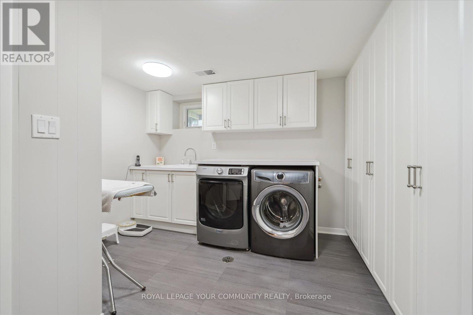 338 Betty Ann Drive, Toronto, Ontario  M2R 1B3 - Photo 42 - C12195592