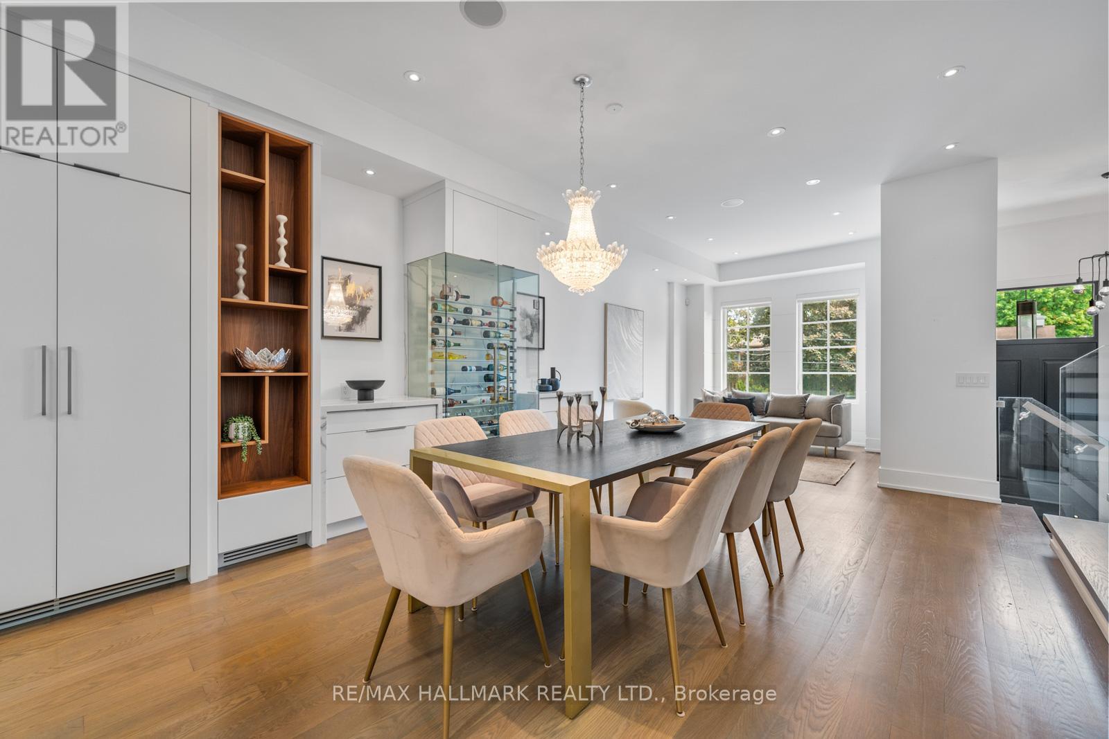 62 St Germain Avenue, Toronto, Ontario  M5M 1V8 - Photo 10 - C12195693