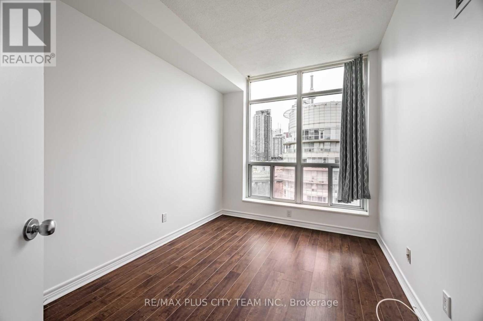 Sph07 - 600 Queens Quay W, Toronto, Ontario  M5V 3M3 - Photo 14 - C12195720
