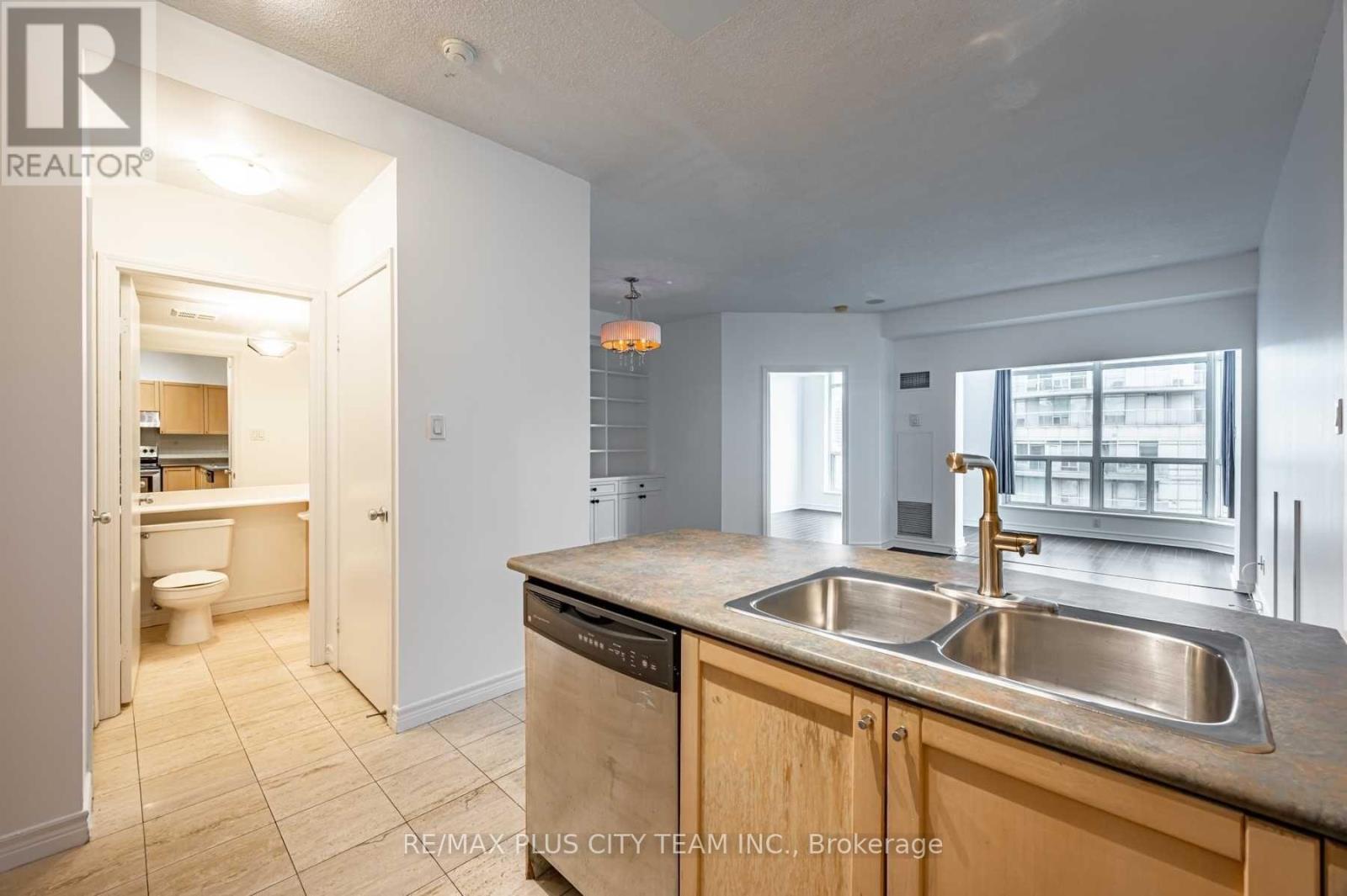 Sph07 - 600 Queens Quay W, Toronto, Ontario  M5V 3M3 - Photo 9 - C12195720