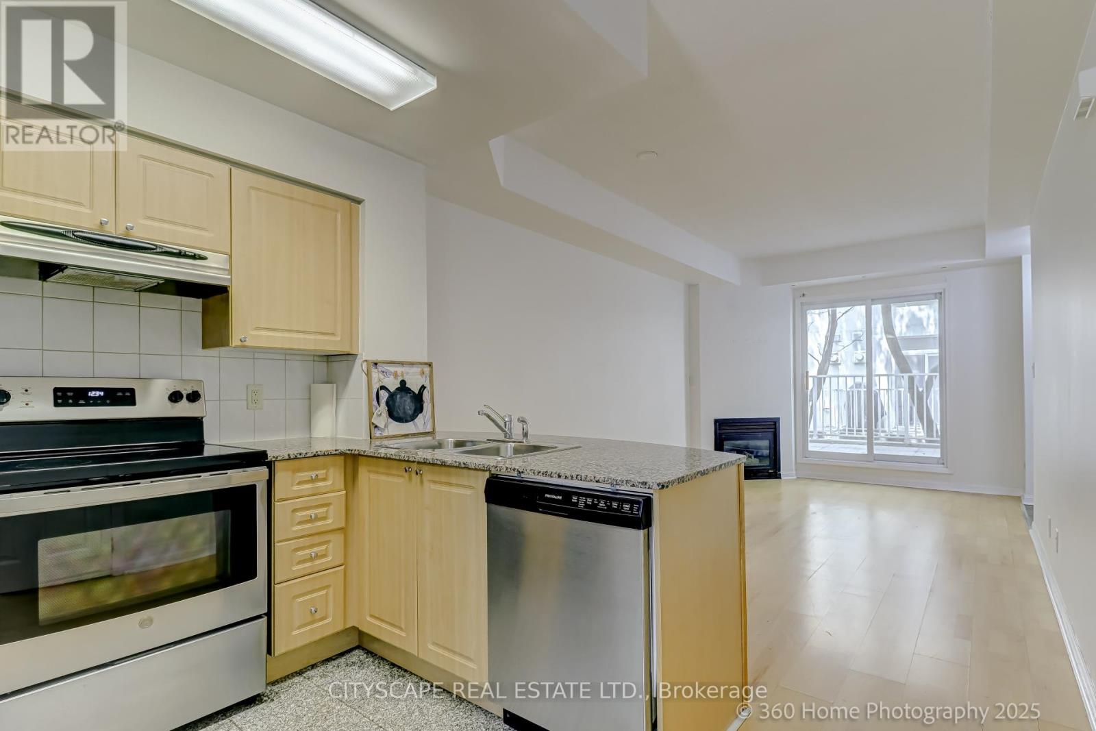 559 - 36 Stadium Road, Toronto, Ontario  M5V 3P4 - Photo 5 - C12195729