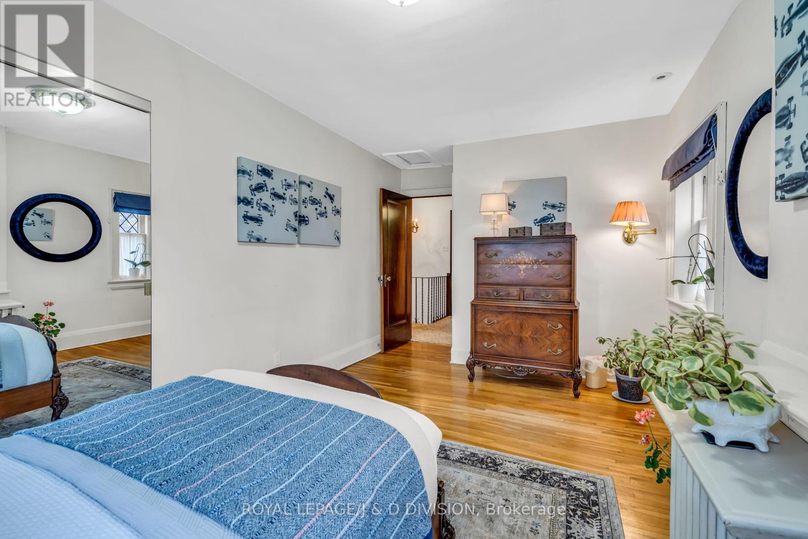 77 College View Avenue, Toronto, Ontario  M5P 3M8 - Photo 26 - C12195736