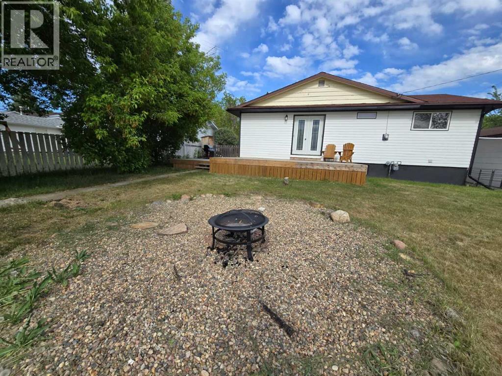 5006 51 Street, Myrnam, Alberta  T0B 3K0 - Photo 5 - A2226944