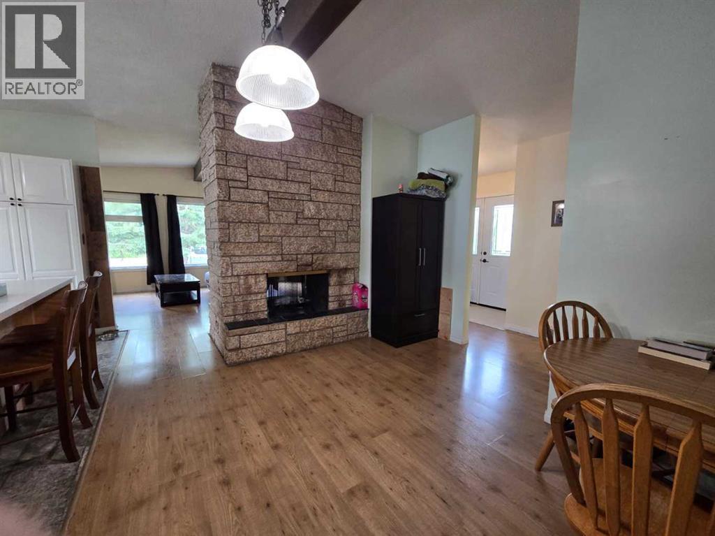 5006 51 Street, Myrnam, Alberta  T0B 3K0 - Photo 11 - A2226944