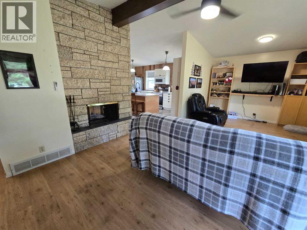 5006 51 Street, Myrnam, Alberta  T0B 3K0 - Photo 8 - A2226944