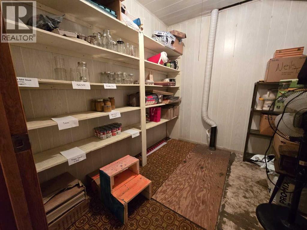 5006 51 Street, Myrnam, Alberta  T0B 3K0 - Photo 22 - A2226944