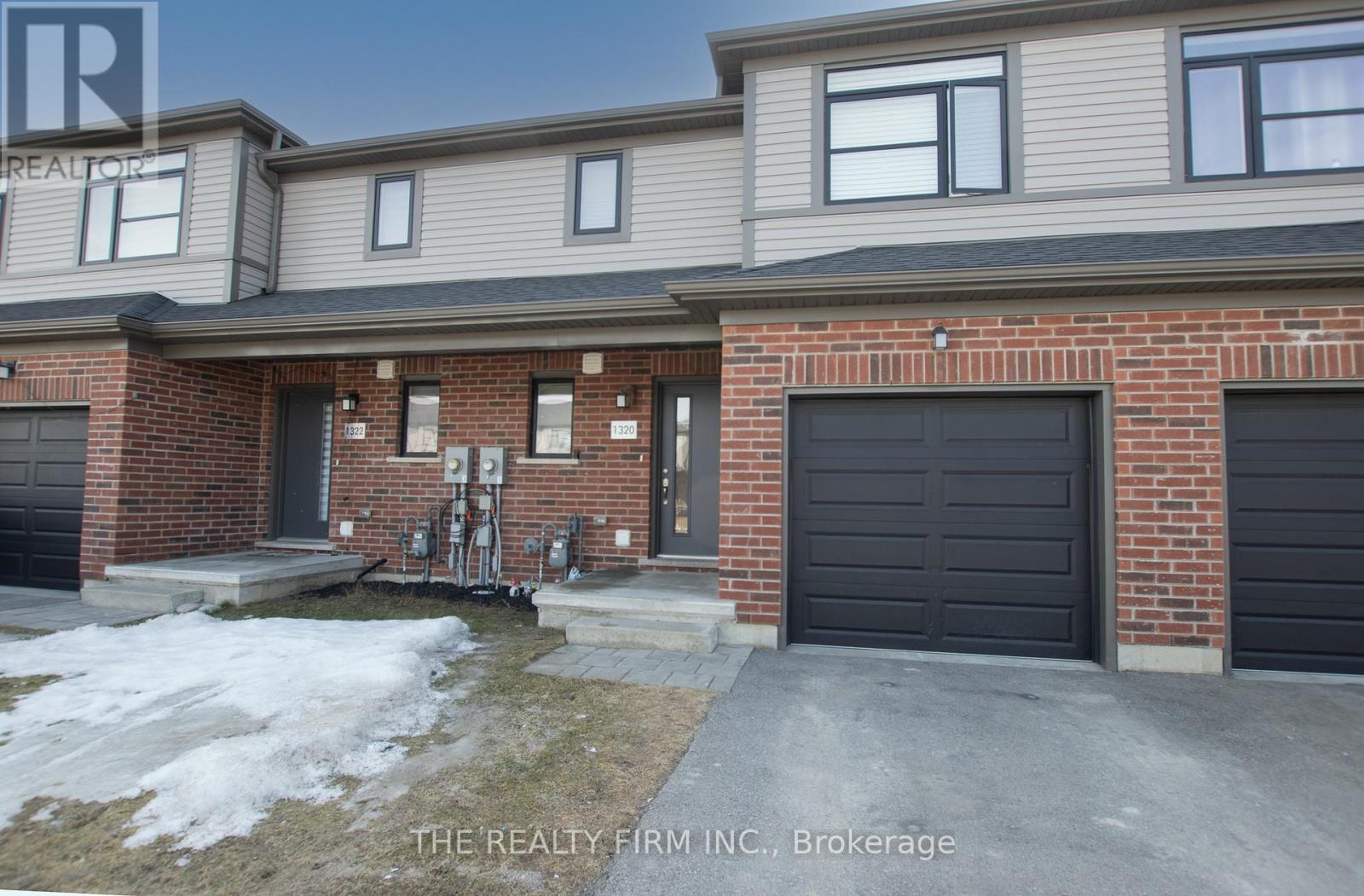1320 Michael Circle, London East, Ontario  N5V 0B8 - Photo 2 - X12195809