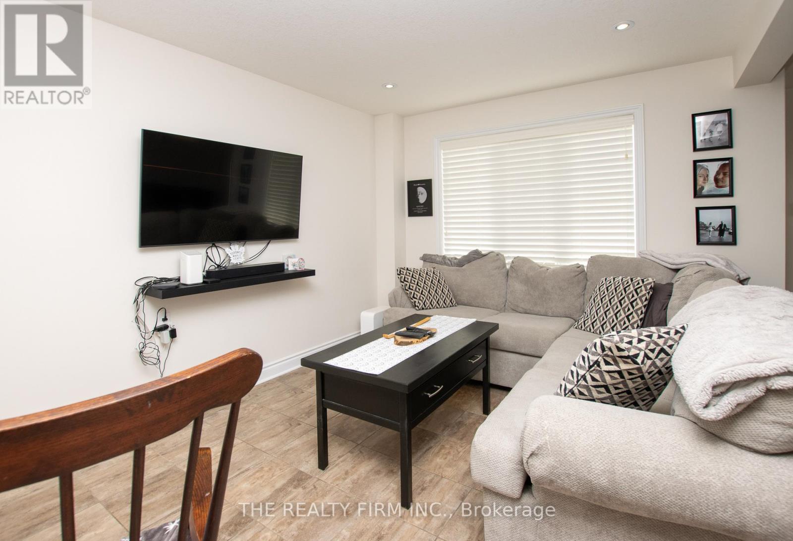 1320 Michael Circle, London East, Ontario  N5V 0B8 - Photo 8 - X12195809