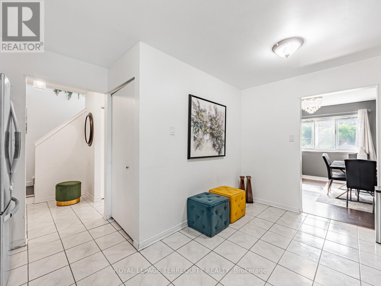 79 John Tabor Trail, Toronto, Ontario  M1B 2P5 - Photo 4 - E12195560