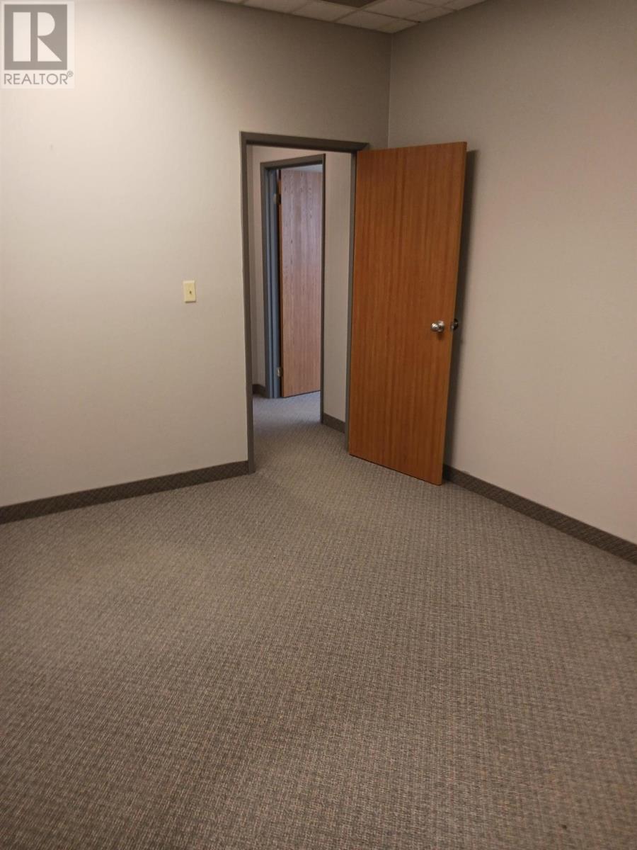 202 920 Tungsten St, Thunder Bay, Ontario  P7B 5Z6 - Photo 11 - TB250569